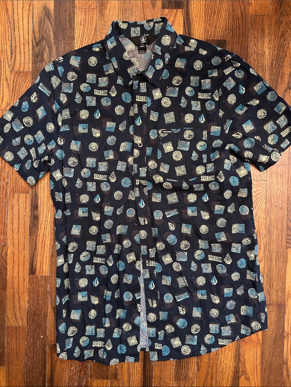 Volcom Navy Short-Sleeve Button-Down with Blue and Cream Pattern